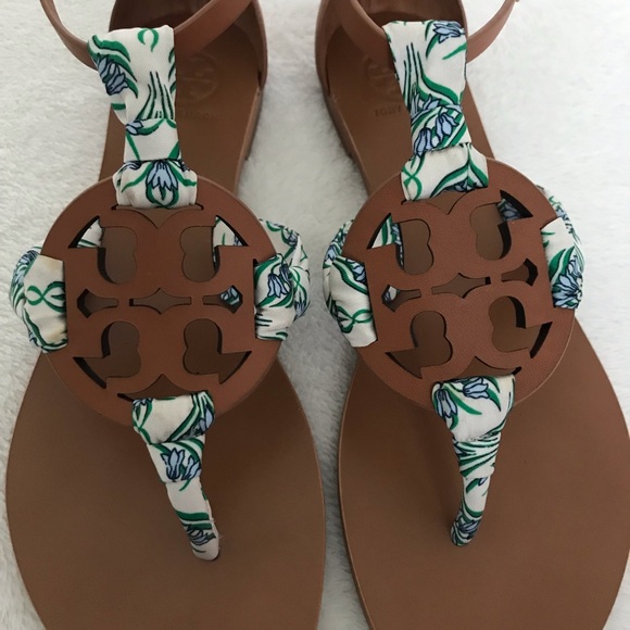 Tory Burch Miller Scarf Sandal - Picture 5 of 10